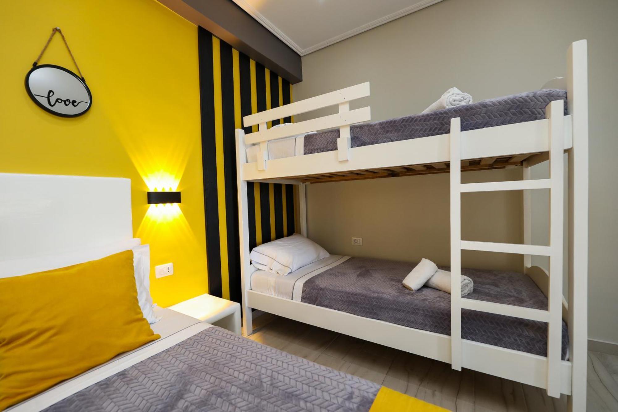 Guest House Narta Вльора Екстер'єр фото