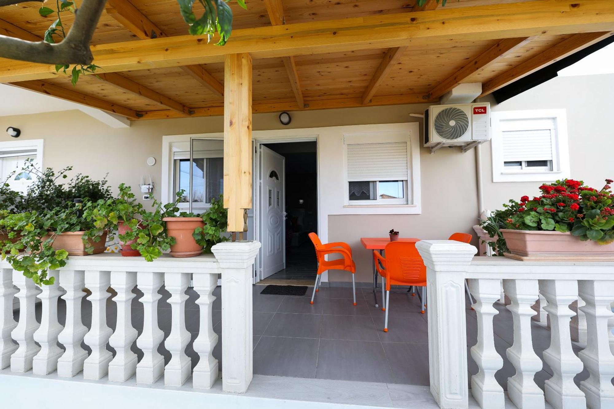 Guest House Narta Вльора Екстер'єр фото