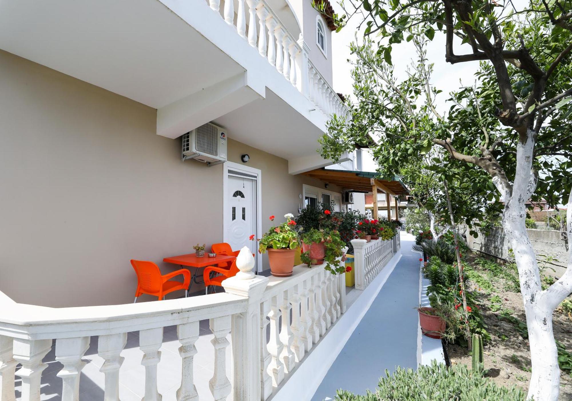 Guest House Narta Вльора Екстер'єр фото