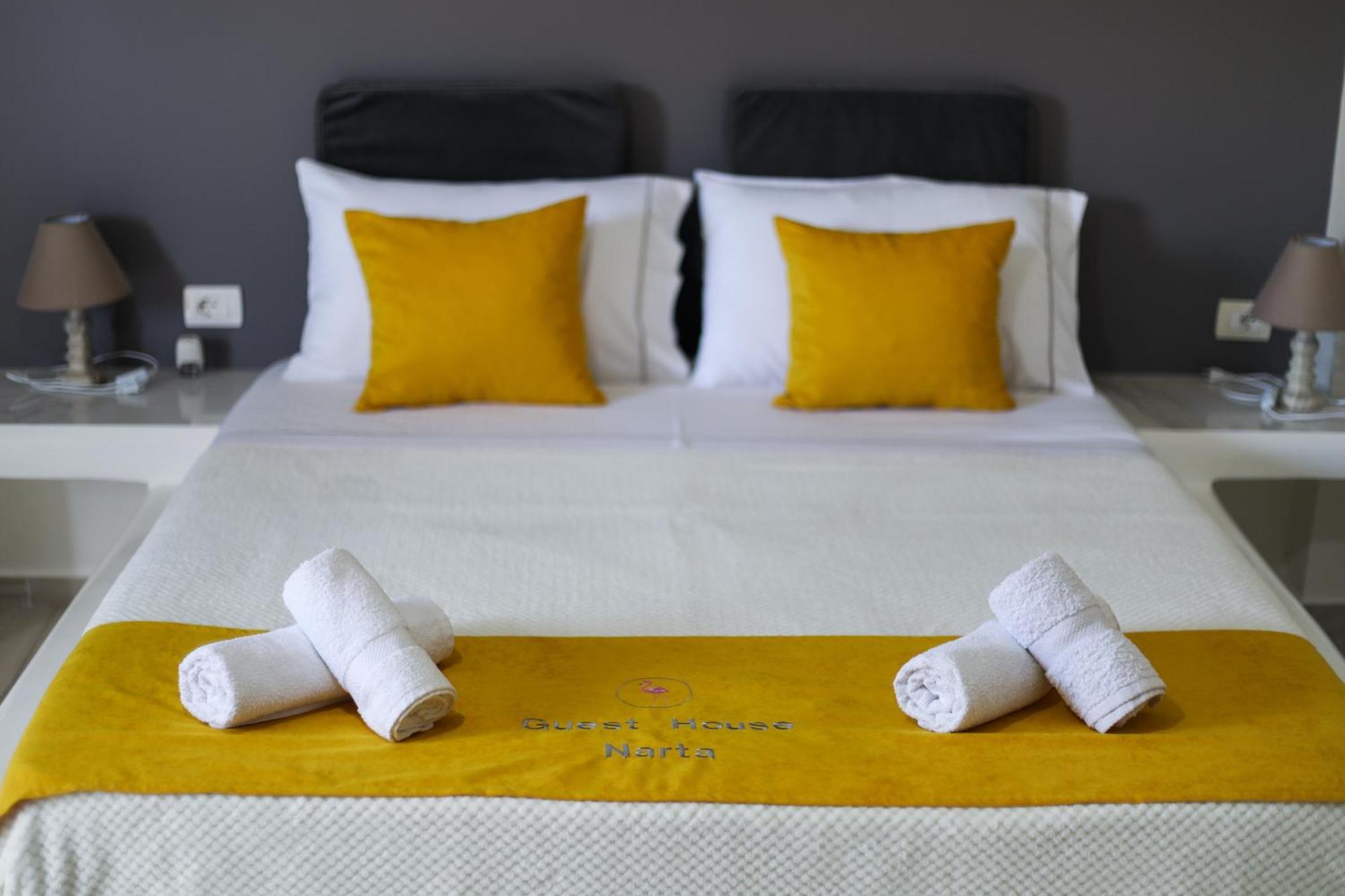 Guest House Narta Вльора Екстер'єр фото