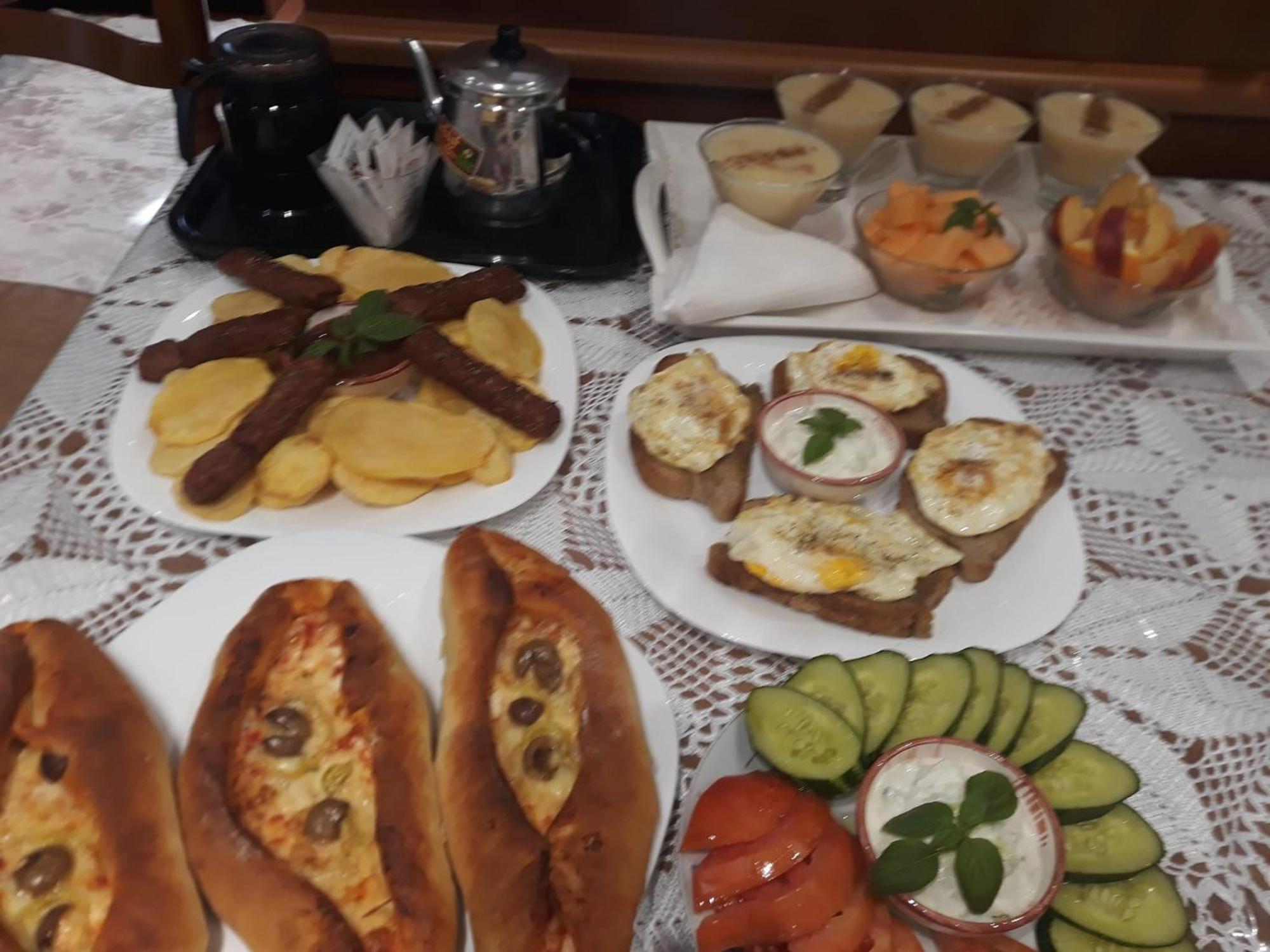 Guest House Narta Вльора Екстер'єр фото