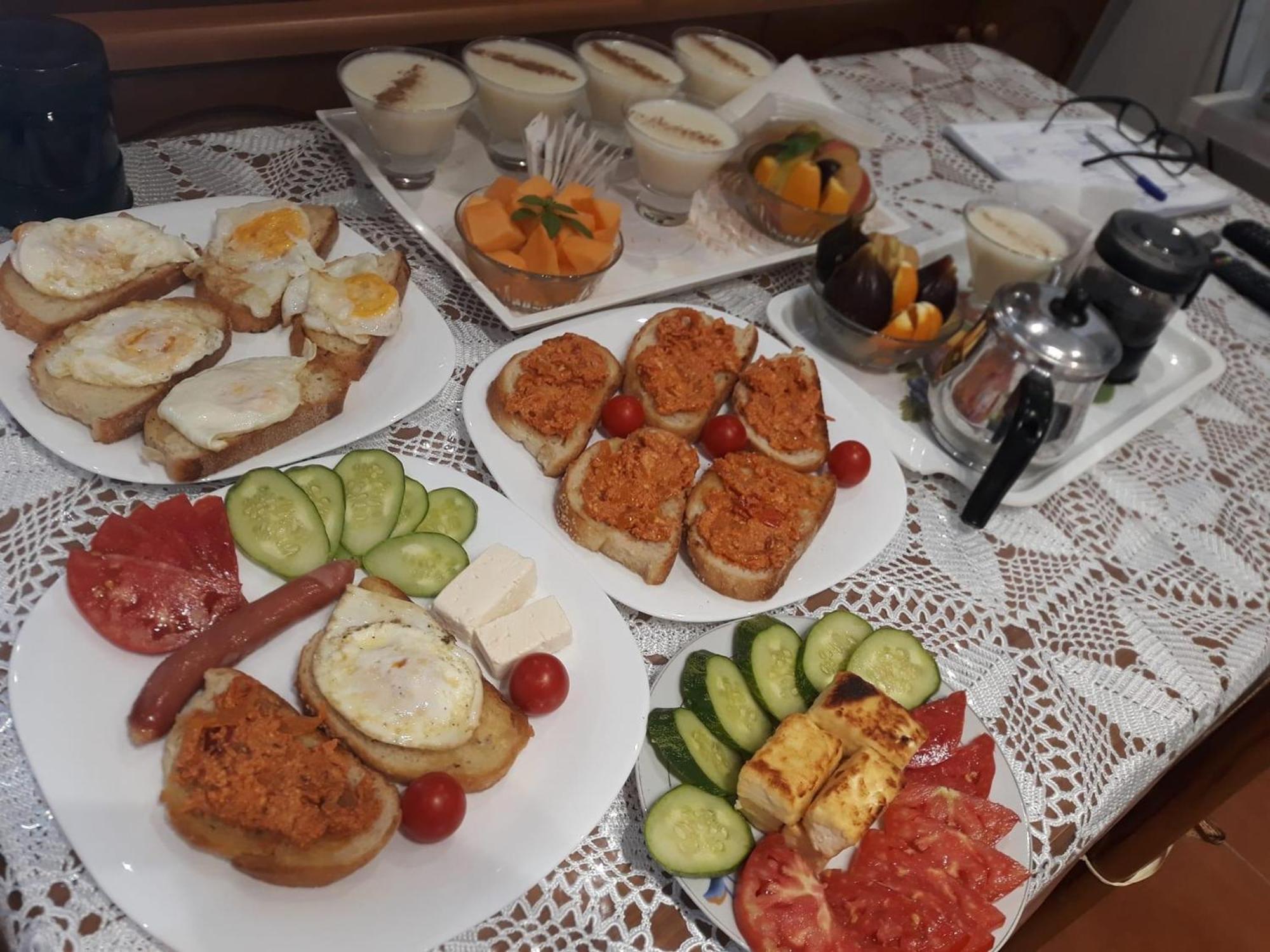 Guest House Narta Вльора Екстер'єр фото